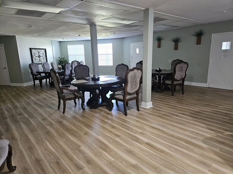 More Photos Of 1710 N McDonald St, McKinney Assisted Living For Sale