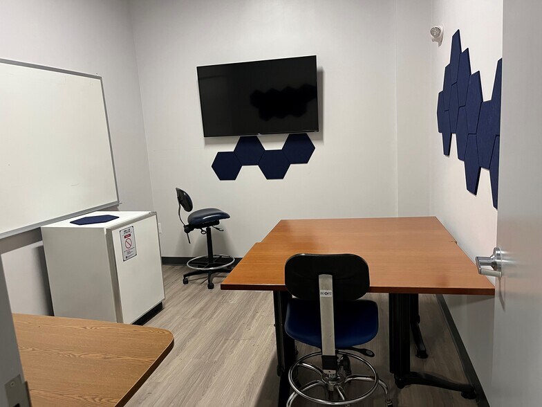 More Photos Of 200 Dexter Ave, Watertown Office For Lease