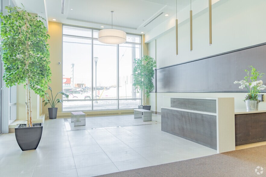 More Photos Of 73 Bayly St W, Ajax Apartments For Lease