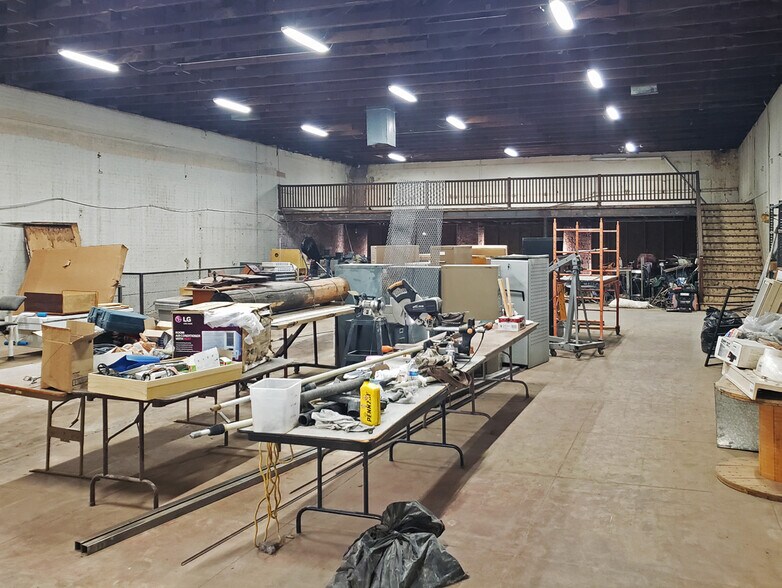 More Photos Of 1410 E Van Buren St, Phoenix Warehouse For Lease