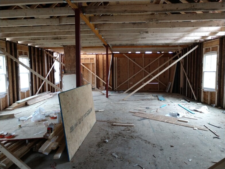 More Photos Of 1336 Glenwood Ave, Atlanta Restaurant For Lease