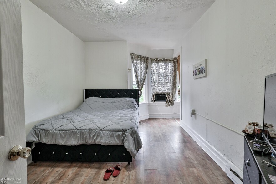 More Photos Of 440 N 9th St, Allentown Apartments For Sale