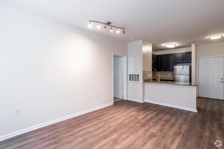 More Photos Of 1776 Patriots Ln, Norristown Apartments For Sale