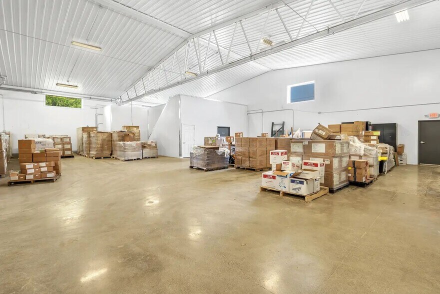 More Photos Of 5943 Michigan Rd, Dimondale Warehouse For Sale