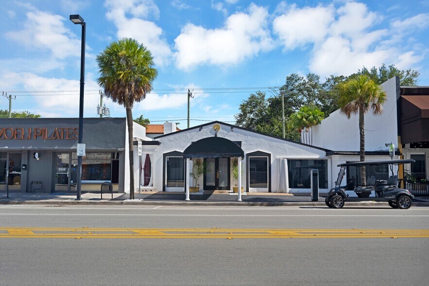 More Photos Of 1517 E Las Olas Blvd, Fort Lauderdale Bar For Lease