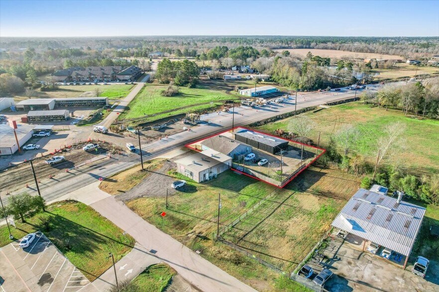 More Photos Of 19010 FM 1488, Magnolia Storefront Retail Office For Sale