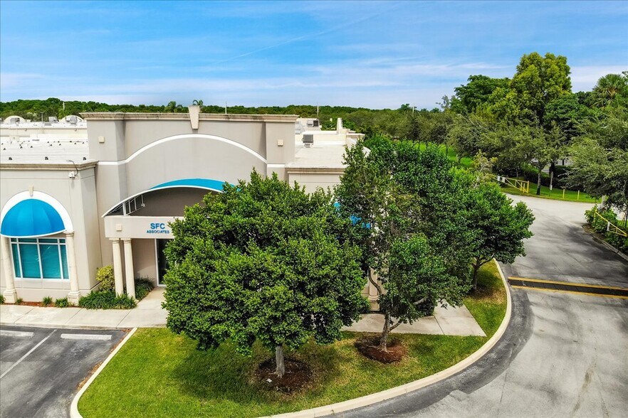 More Photos Of 2830 W State Road 84, Fort Lauderdale Flex For Sale