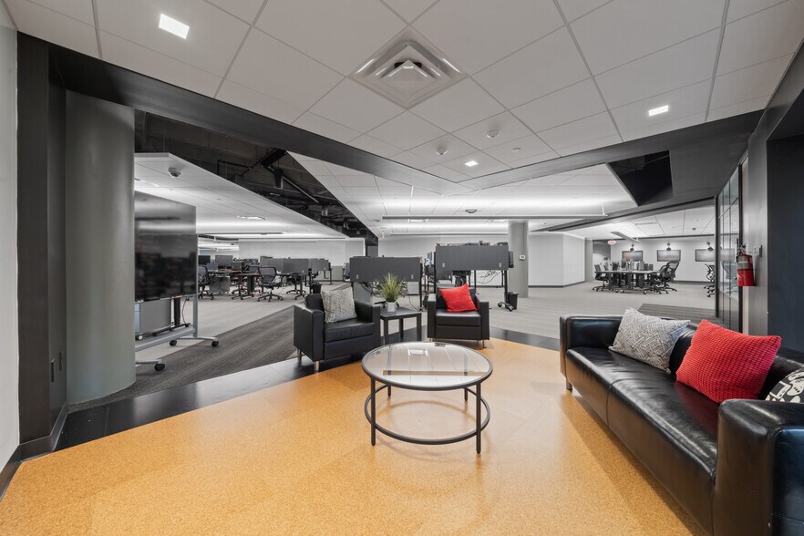 More Photos Of 7620 Guadalupe St, Austin Office For Lease