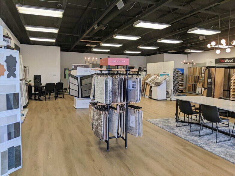 More Photos Of 5909 NE 109th Ave, Vancouver Storefront Retail Office For Lease