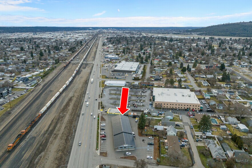 More Photos Of 8615 E Trent Ave, Spokane Valley Auto Repair For Sale