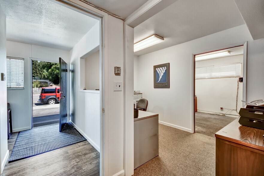 More Photos Of 502 Horning St, San Jose Service For Sale