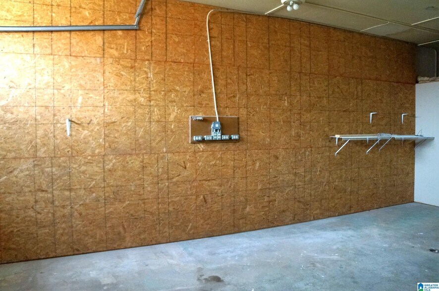 More Photos Of 103-107 N Norton Ave, Sylacauga Storefront For Sale