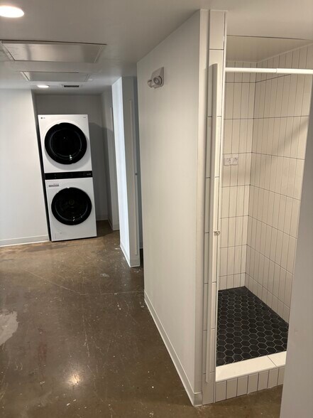 More Photos Of 2550-2590 Lawrence St, Denver Apartments For Lease