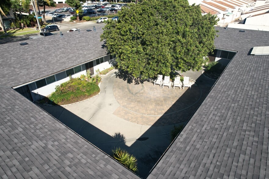 More Photos Of 2228 E Westport Dr, Anaheim Apartments For Sale