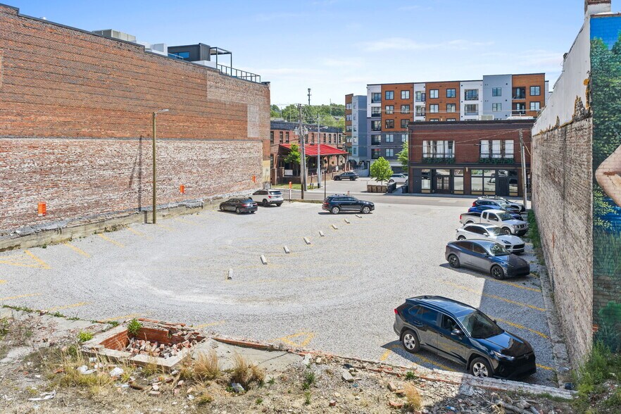 More Photos Of 115 E Jackson Ave, Knoxville Land For Sale
