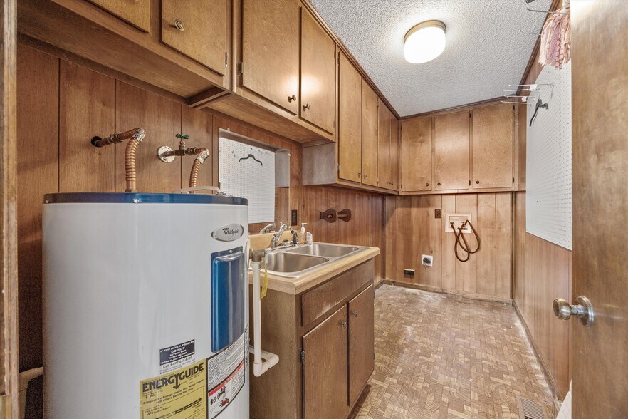 More Photos Of 11733 Highway 231 N, Meridianville Office For Sale