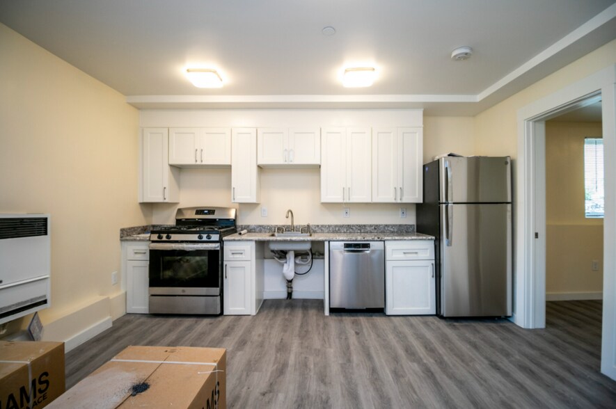 More Photos Of 1734 Spruce St, Berkeley Apartments For Sale