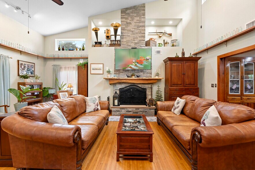 More Photos Of 1056 Reynolds Rd, De Leon Springs Specialty For Sale