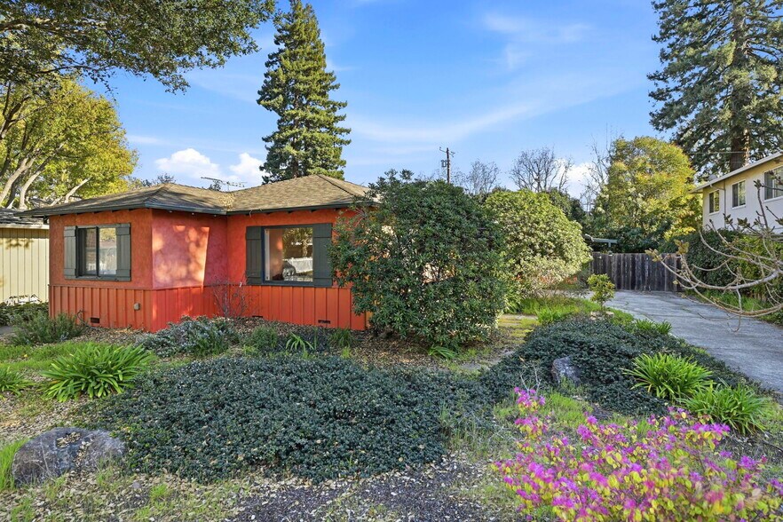 More Photos Of 339 Waverley St, Menlo Park Multifamily For Sale