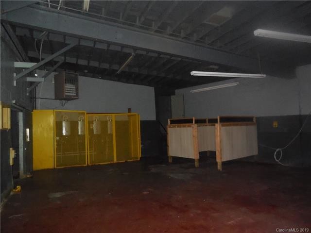 More Photos Of 181 Saluda St, Chester Warehouse For Lease