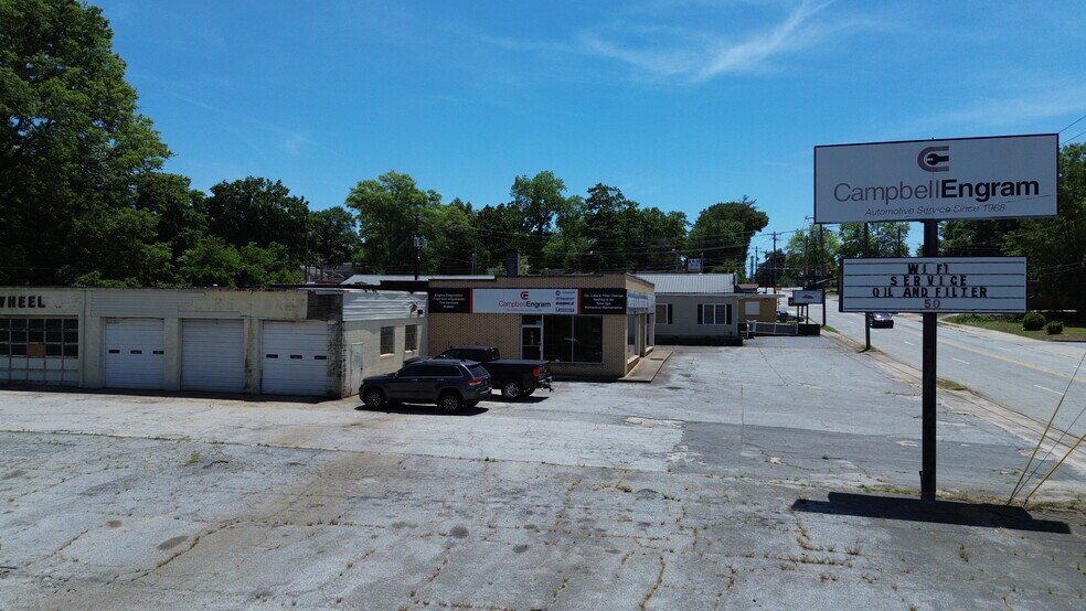 More Photos Of 903 S Main St, Anderson Auto Repair For Sale