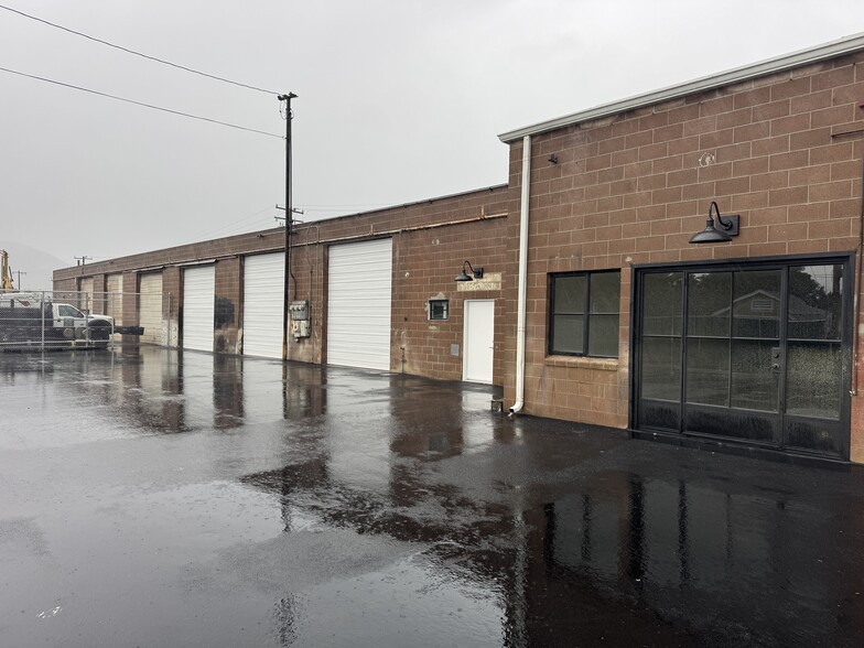 More Photos Of 1726 N Ventura Ave, Ventura Manufacturing For Lease