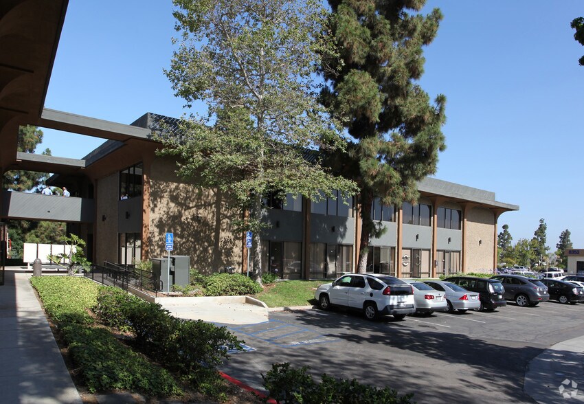 8328 Clairemont Mesa Blvd, San Diego, CA 92111 For Lease