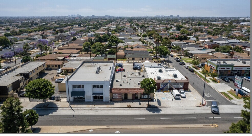 More Photos Of 11007 Crenshaw Blvd, Inglewood Storefront For Sale