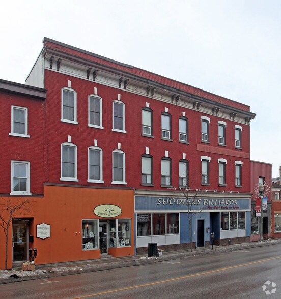 Primary Photo Of 37-39 King Av E, Newcastle Storefront Retail Residential For Lease