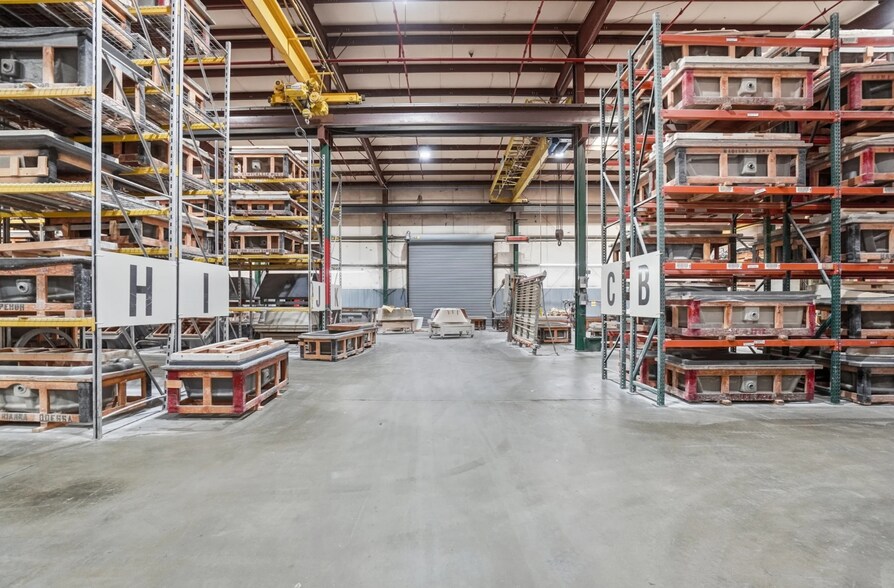 More Photos Of 10700 John Price Rd, Charlotte Warehouse For Lease