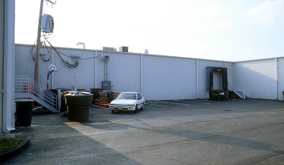 More Photos Of 20-28 Point West Blvd, Saint Charles Research And Development For Sale