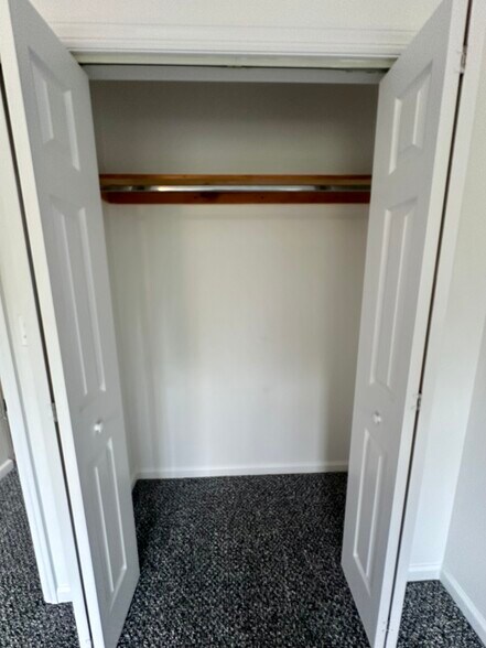 More Photos Of 5279 Arthur Kill Rd, Staten Island Apartments For Sale