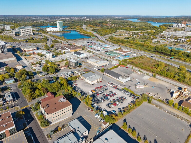More Photos Of 10 Rue Emile-Bond, Gatineau Light Distribution For Lease
