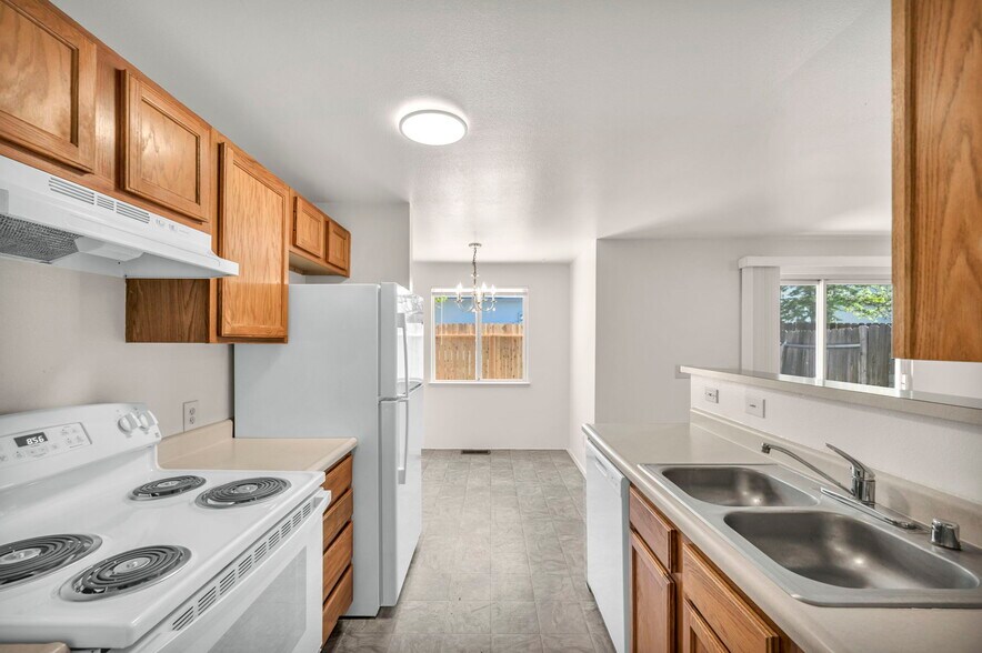 More Photos Of 3936 Village Dr, Carson City Apartments For Sale