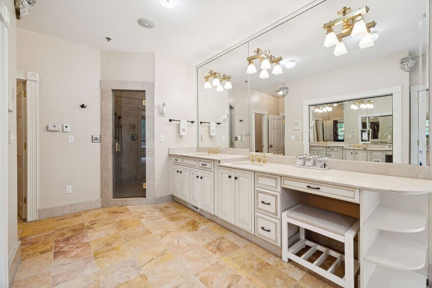 More Photos Of 1374 Peter Pond Rd, Ashland City Lodge Meeting Hall For Sale