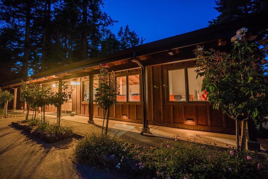 More Photos Of 888 Portola Rd, Portola Valley Office For Lease