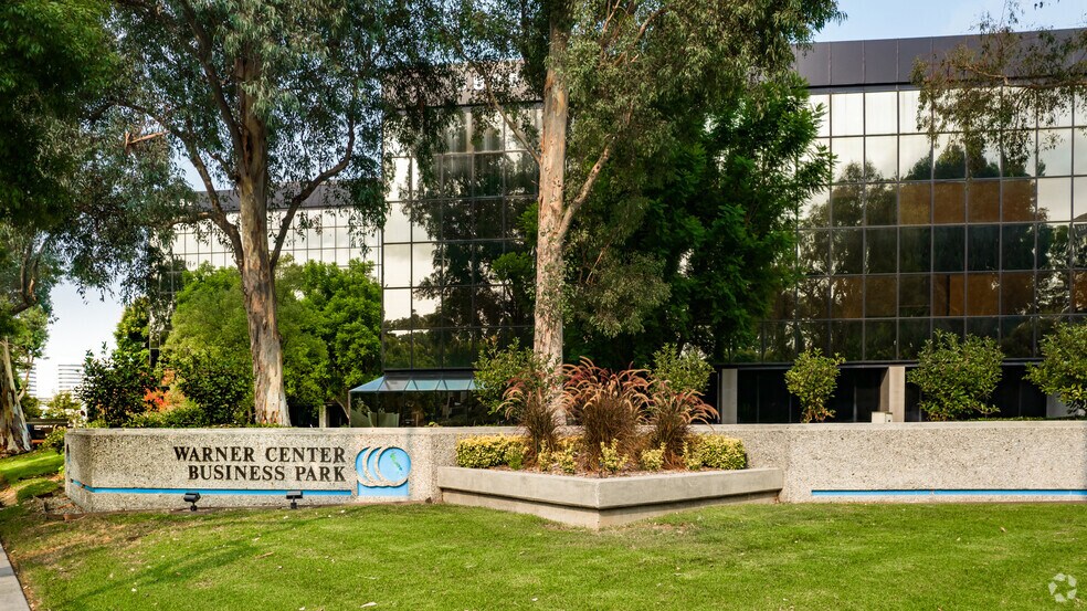 More Photos Of 5900 Canoga Ave, Woodland Hills Office For Lease