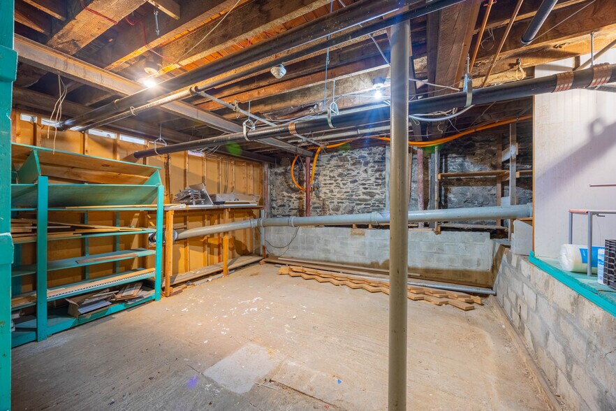 More Photos Of 19 Merrimack St, Lowell Restaurant For Sale