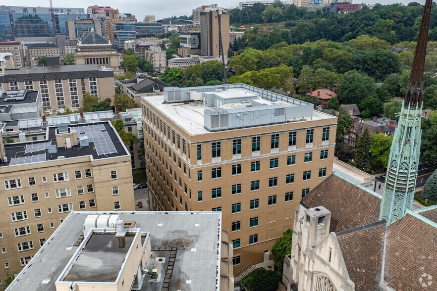 More Photos Of 4420 Bayard St, Pittsburgh Medical For Lease