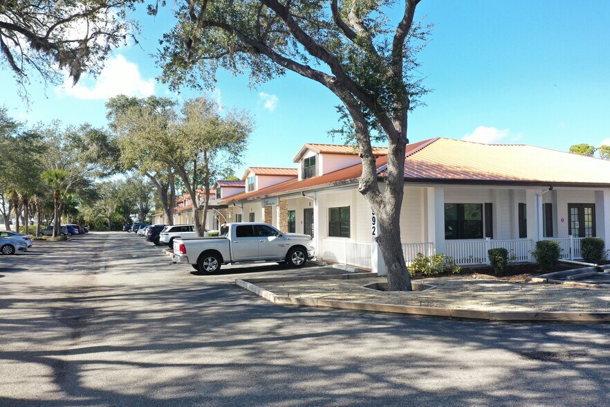 More Photos Of 992 Tamiami Trl, Port Charlotte Medical For Lease