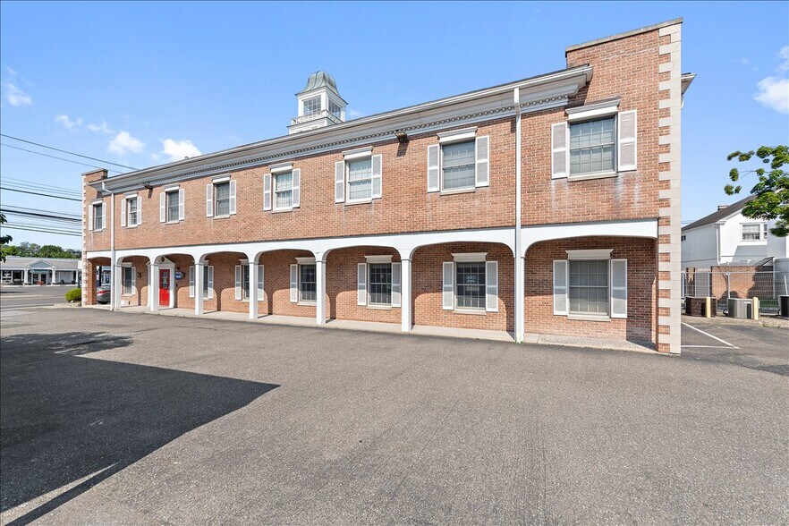 More Photos Of 2119 Post Rd, Fairfield Medical For Sale