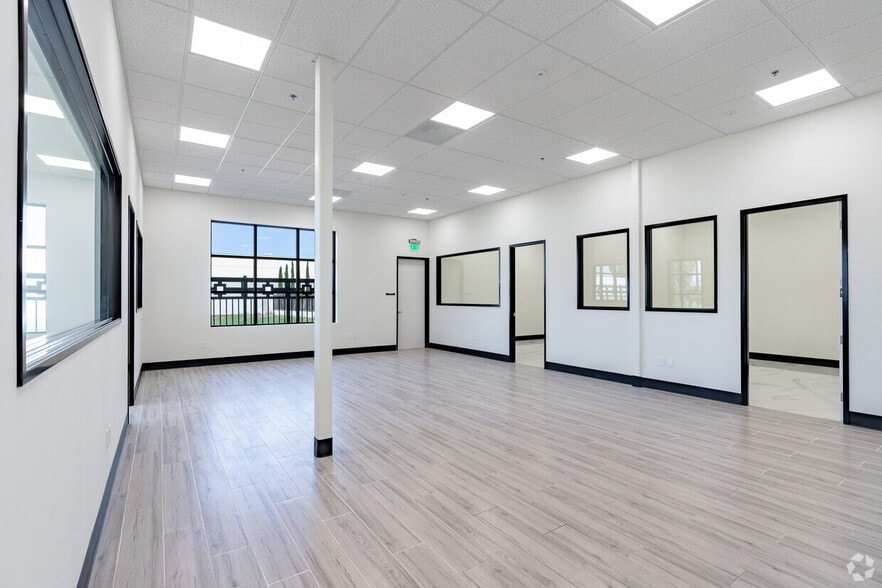 More Photos Of 20659 Valley Blvd, Walnut Office For Lease