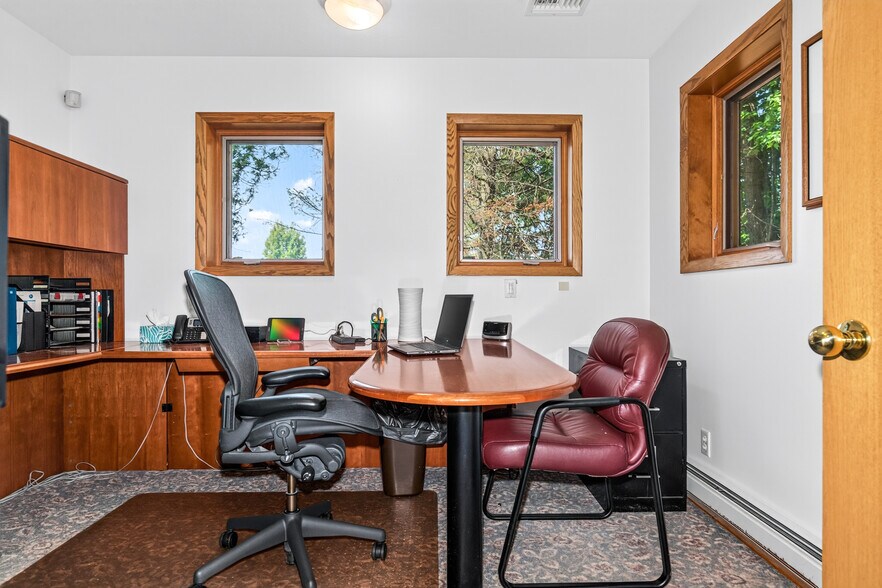 More Photos Of 9758 W Lake Ave, Minocqua Medical For Sale