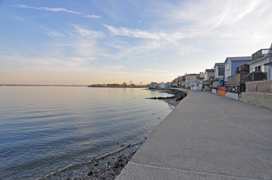 More Photos Of 22B Edgewater Park, Bronx Land For Sale