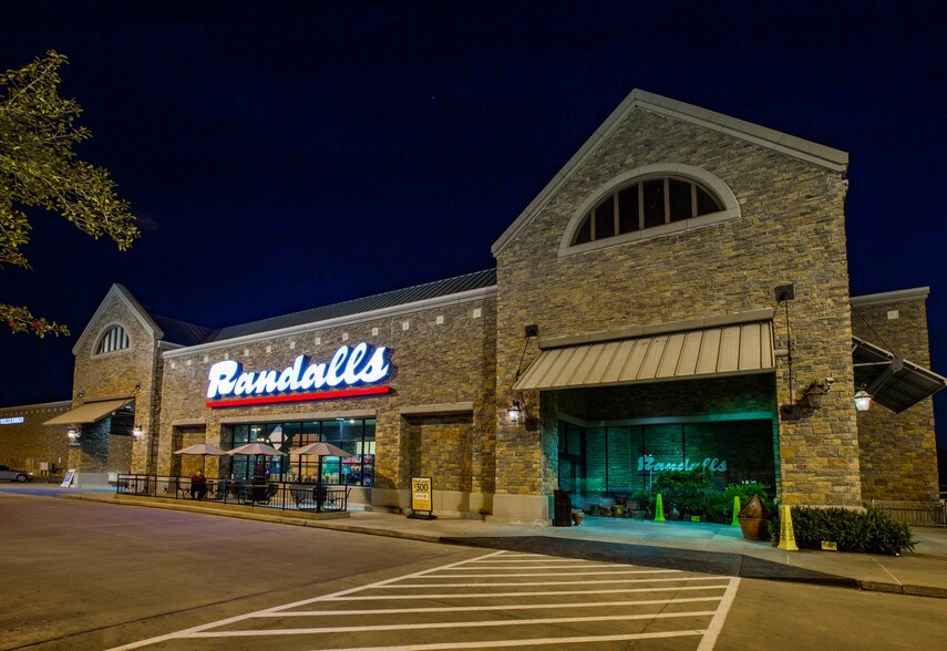 More Photos Of 502-880 Kingwood Dr, Humble Unknown For Lease