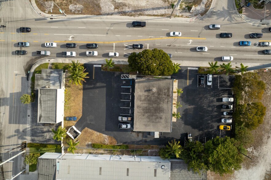 More Photos Of 55 SW 10th St, Deerfield Beach Service For Sale