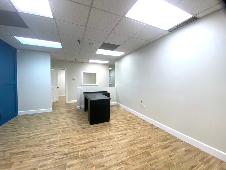 More Photos Of 668-670 N Orlando Ave, Maitland Office For Sale