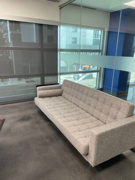 More Photos Of 1208 E Kennedy Blvd, Tampa Apartments For Lease