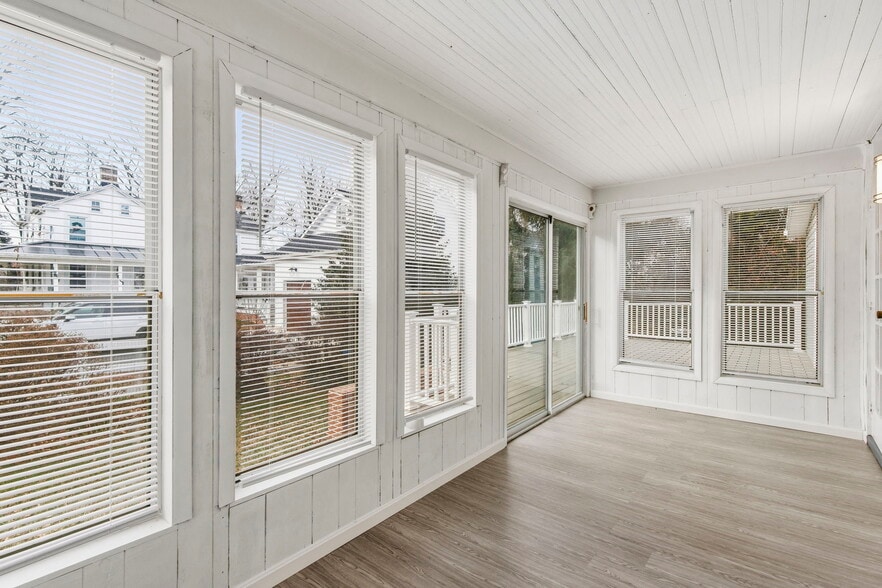 More Photos Of 1100 Calvary Rd, Churchville Flex For Sale
