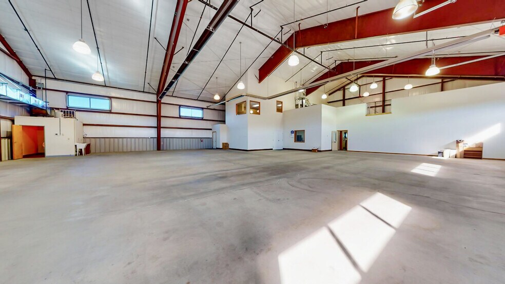 More Photos Of 5740 Boeing Dr, Loveland Warehouse For Sale